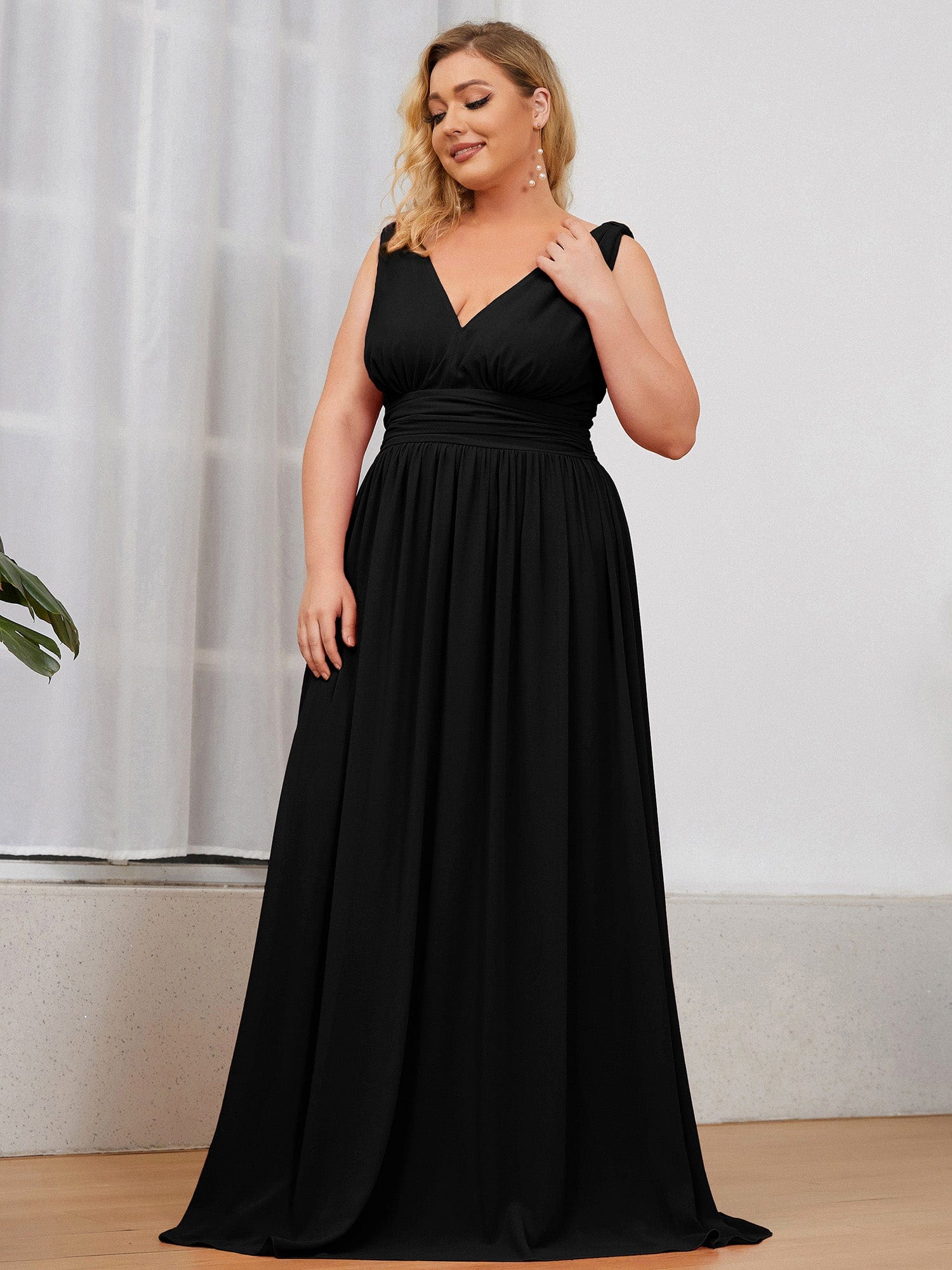 MsDresslyEP Plus Formal Dress Plus Size Sleeveless V-Neck Chiffon Semi Formal Maxi Dress