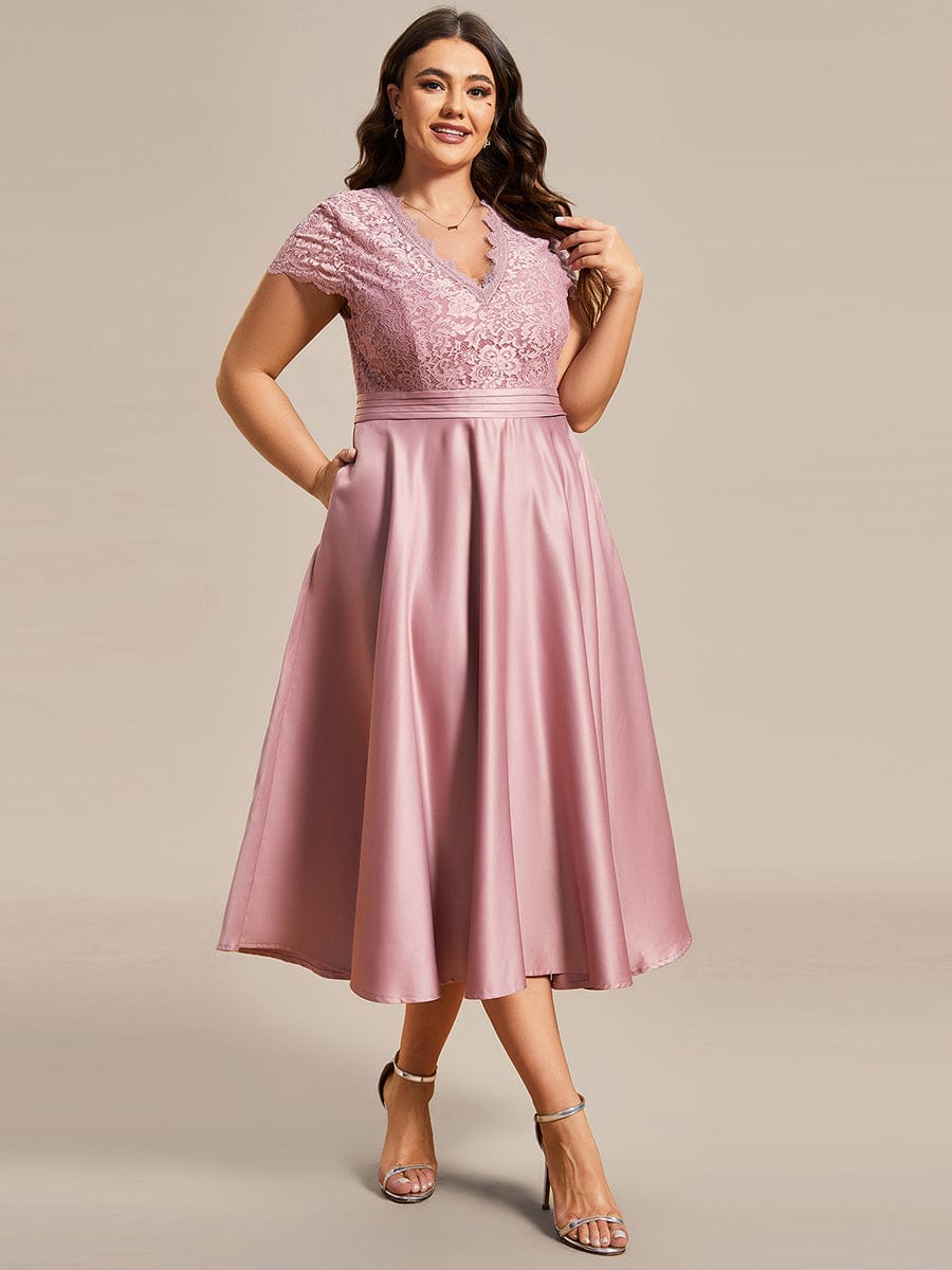 MsDresslyEP Plus Formal Dress Plus Size V-neck Lace Bodice A-line Cocktail Dress with Pockets