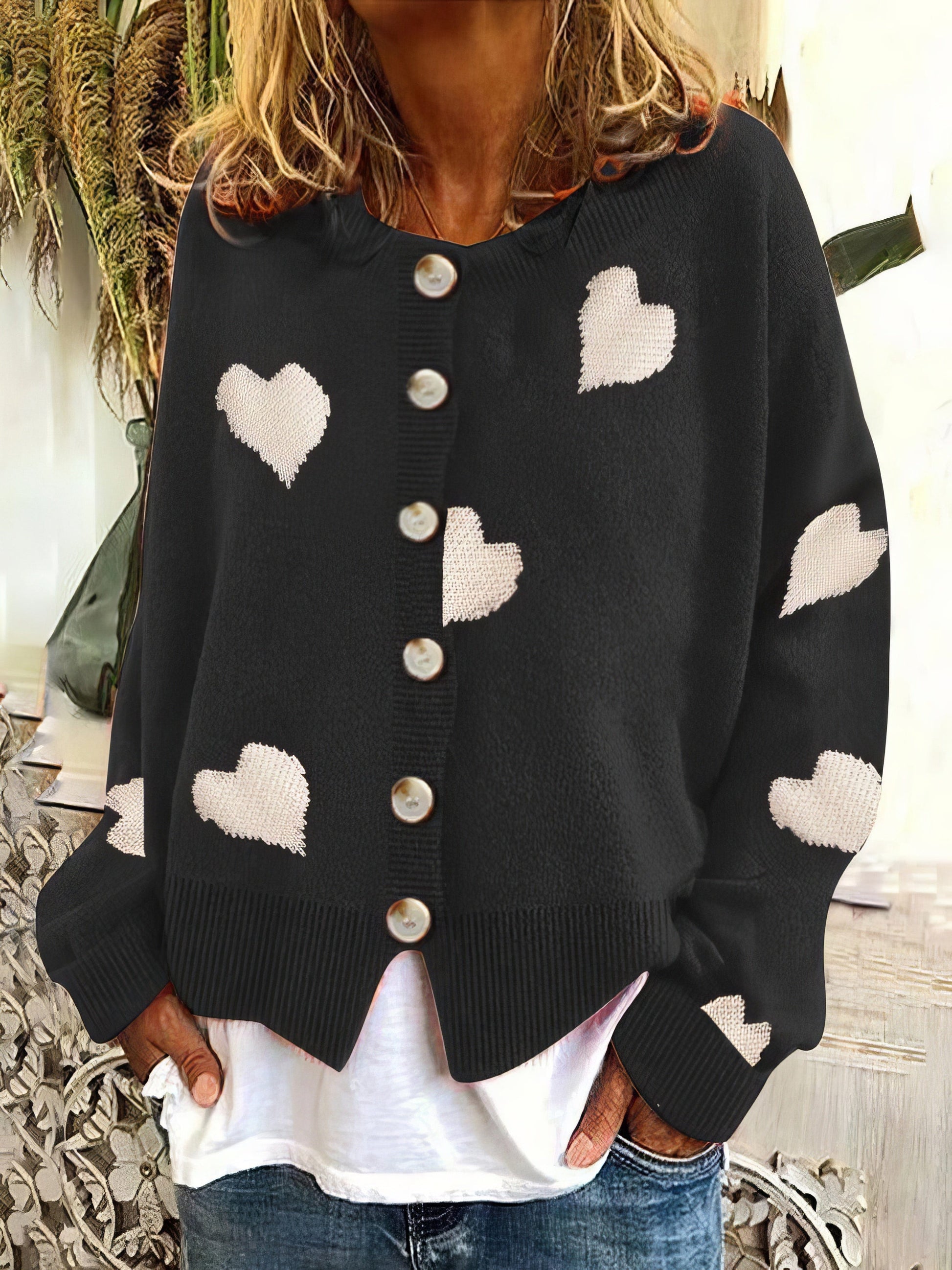 MsDressly Sweaters Knit Single-Breasted Heart Cardigan Sweater -Bishop - Barcelet - Closed - Scoop - Jewel SWE2109181183BLAS